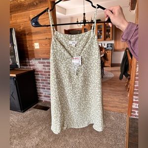 Size L Spaghetti Strap Tank